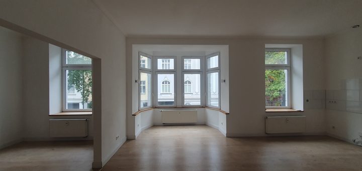 01 Wohnküche Erker