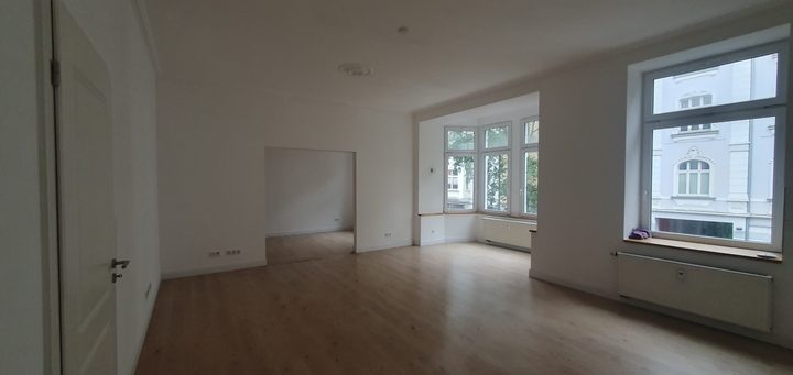 03 Wohnküche Durchgang